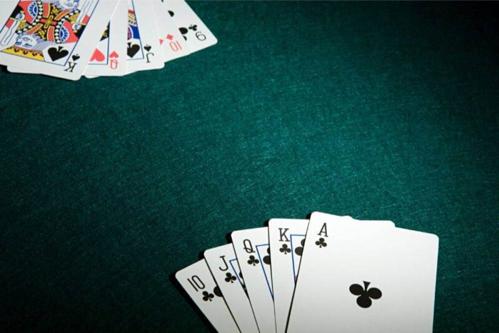 ポーカー心理ゲームおすすめの戦略とテクニック